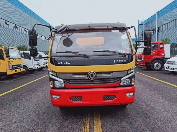 東風(fēng)大多利卡8方 清洗吸污車(chē)